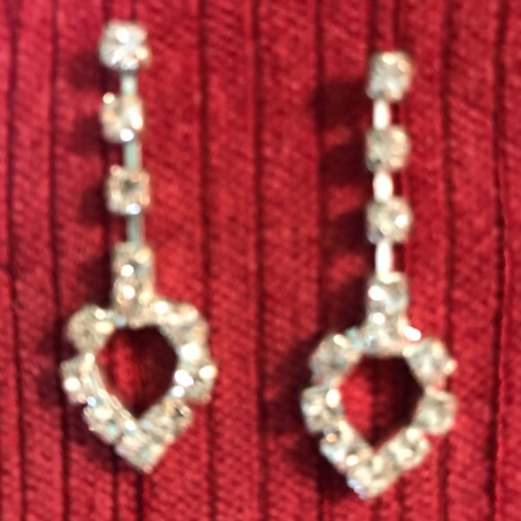 Earrings - Picture 7 of 16